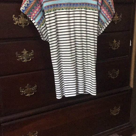 Avenue 26/28 unique black white strip embroidered - Picture 3 of 8